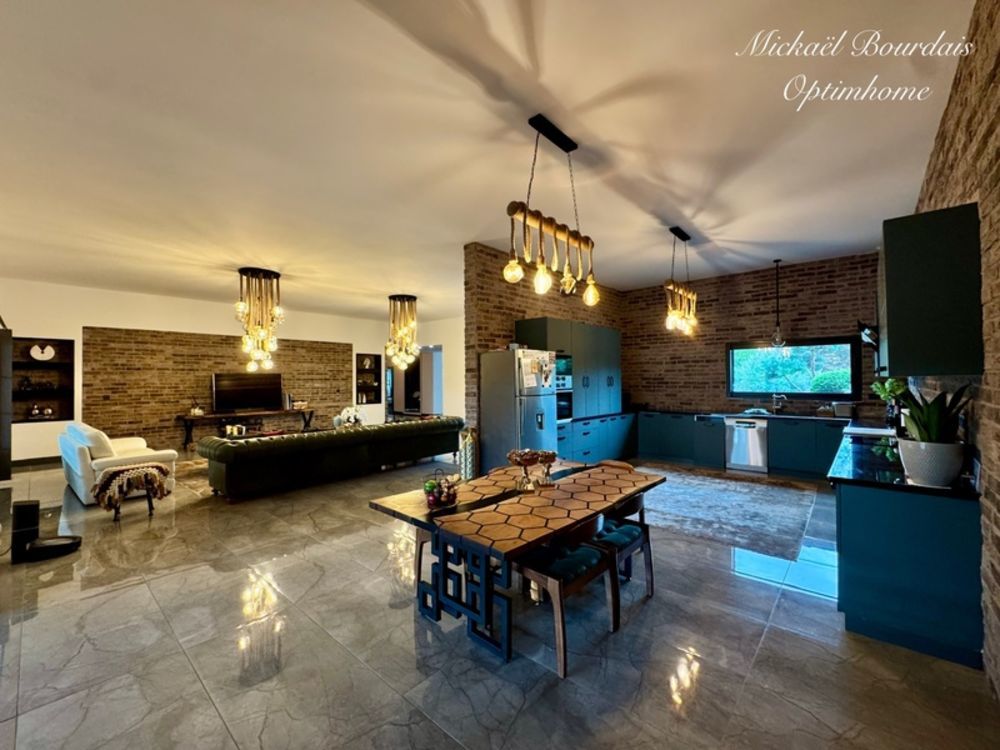 � vendre  Villa Solesmes (72300)