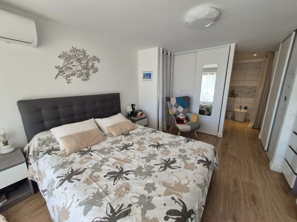 � vendre  Maison Solli�s-Toucas (83210)