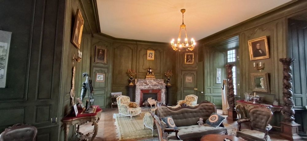 � vendre  Propri�t�/ch�teau Gu�ret (23000)