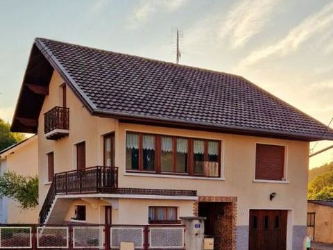   charmante maison a pont de roide Vermondans Maison - 6 pi�ce(s) - 142 m�