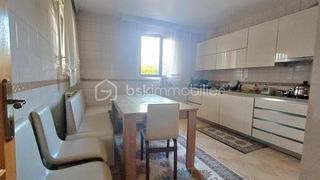  Maison � vendre 8 pi�ces 215 m�