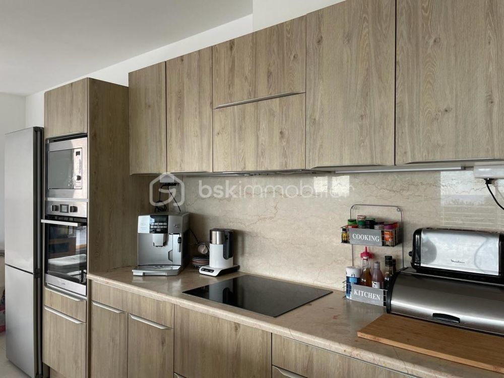 � vendre  Appartement Antibes (06600)