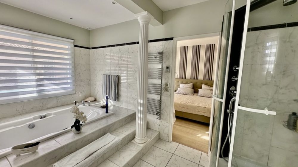 � vendre  Villa Martignas-sur-Jalle (33127)