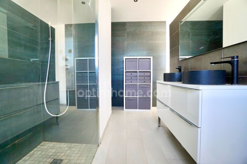 � vendre  Villa Aigues-Mortes (30220)