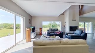  Villa � vendre 6 pi�ces 195 m�