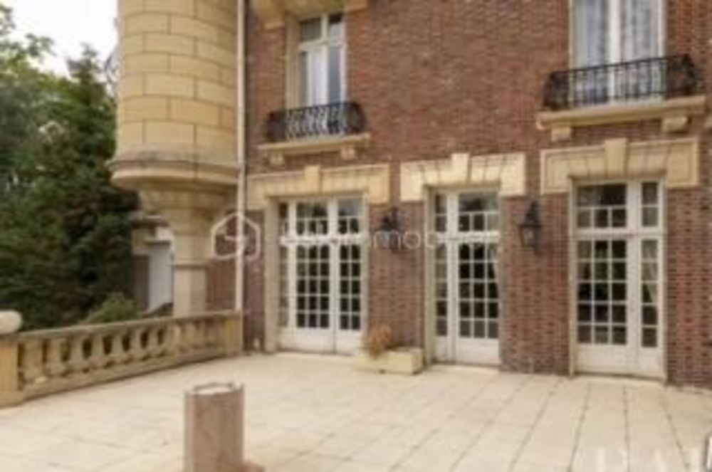 � vendre  Propri�t�/ch�teau Le V�sinet (78110)