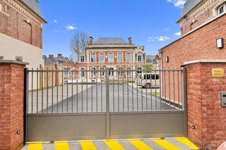  Appartement � vendre 3 pi�ces 77 m�