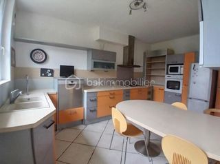  Maison � vendre 8 pi�ces 220 m�