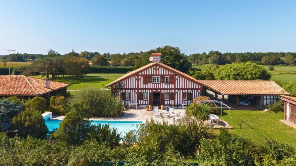 � vendre  Propri�t�/ch�teau Soustons (40140)