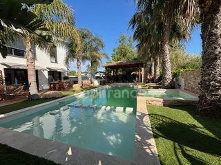  Villa � vendre 5 pi�ces 128 m�