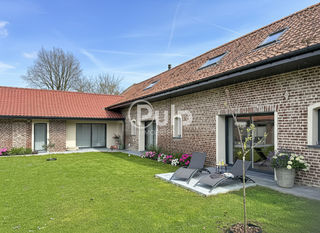  Maison � vendre 9 pi�ces 217 m�