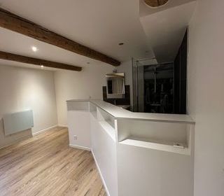  Maison � louer 2 pi�ces 52 m� Cabries