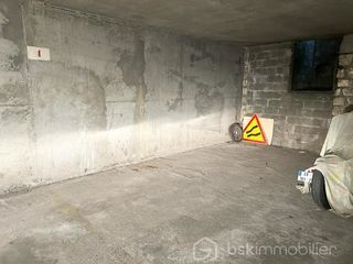  Parking / Garage � vendre 