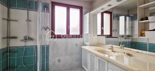  Maison � vendre 8 pi�ces 198 m�