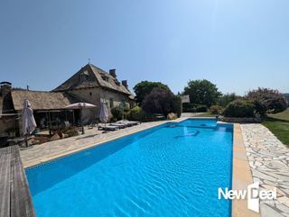  Propri�t�/ch�teau � vendre 10 pi�ces 230 m�