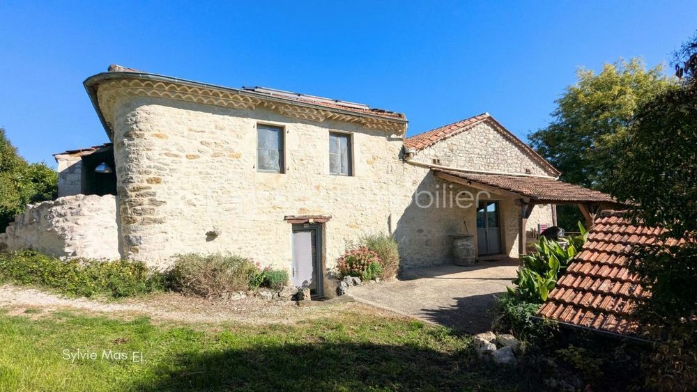 � vendre  Maison Montcuq (46800)