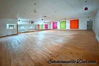  Immeuble � vendre 2 pi�ces 440 m�