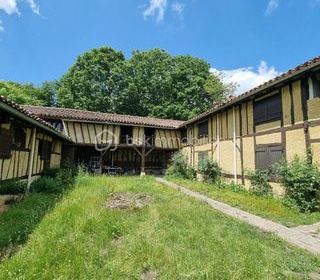  Maison � vendre 10 pi�ces 320 m�