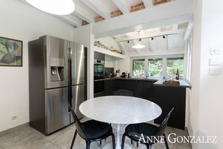  Propri�t�/ch�teau � vendre 9 pi�ces 295 m�