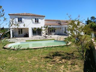  Villa � vendre 6 pi�ces 150 m�
