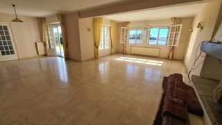  Maison � vendre 8 pi�ces 270 m�