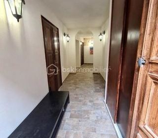  Maison � vendre 8 pi�ces 275 m�