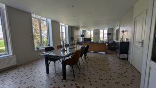  Propri�t�/ch�teau � vendre 15 + pi�ces 823 m�