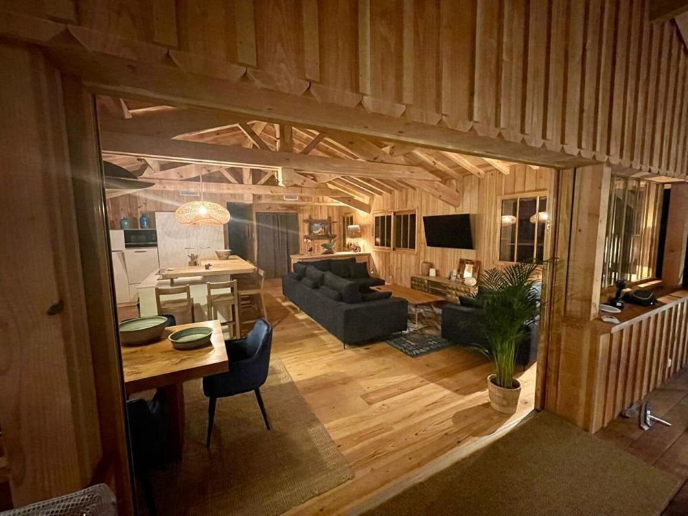 � vendre  Propri�t�/ch�teau Saint-Julien-en-Born (40170)