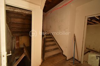  Immeuble � vendre 10 pi�ces 165 m�