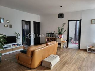  Immeuble � vendre 15 + pi�ces 420 m�