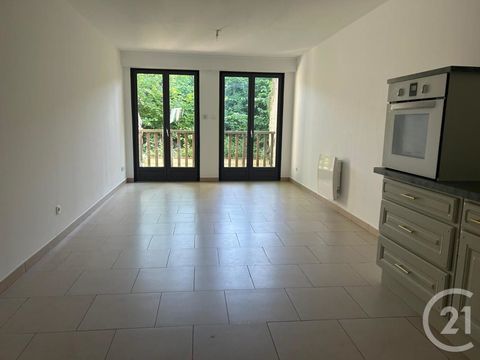   T4 Appartement - 4 pi�ce(s) - 82 m�