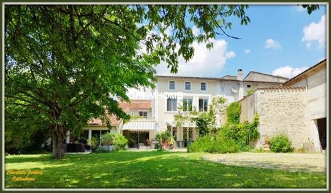   maison divis�e en 2 habitations  ( + possibilit� boxe + rond de longe + terrain en +) Propri�t�/ch�teau - 10 pi�ce(s) - 302 m�