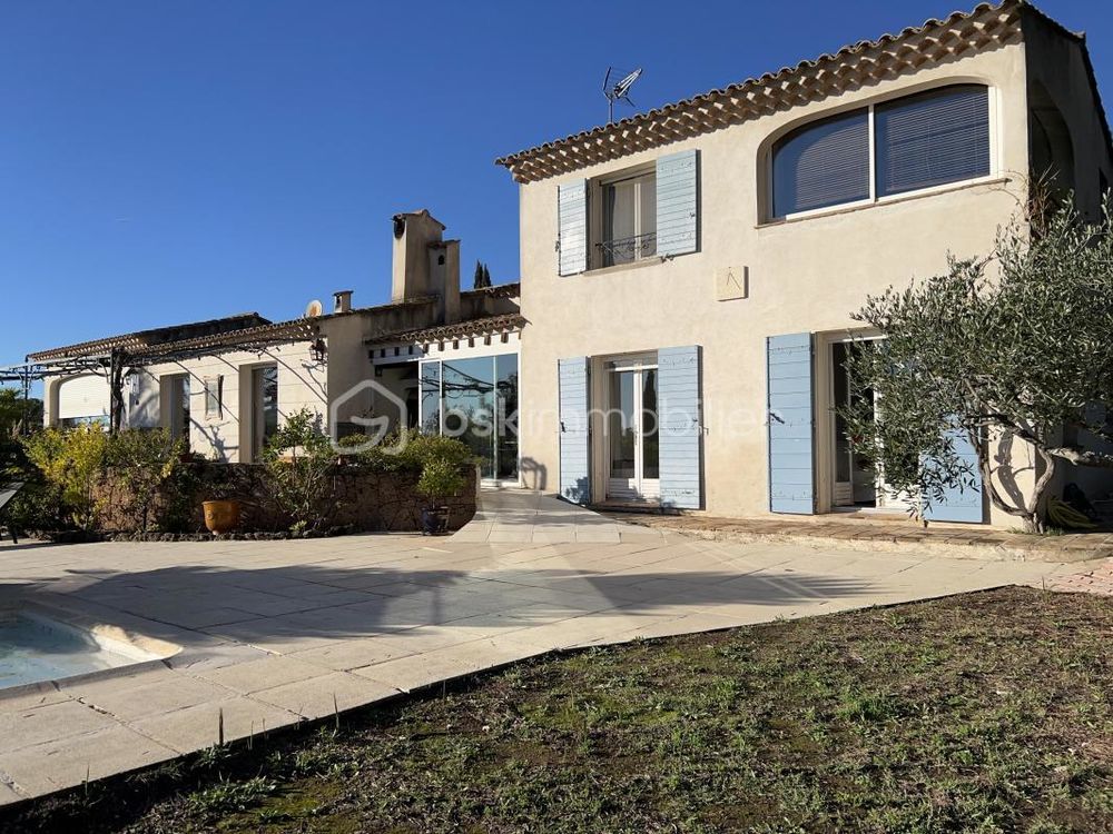 � vendre  Maison Roquebrune-sur-Argens (83520)