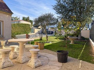  Maison � vendre 8 pi�ces 205 m�