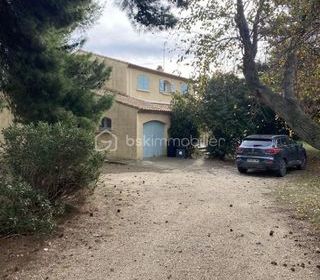  Villa � vendre 6 pi�ces 165 m�