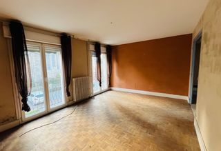  Immeuble � vendre 15 + pi�ces 300 m�