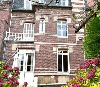  Maison � vendre 11 pi�ces 305 m�