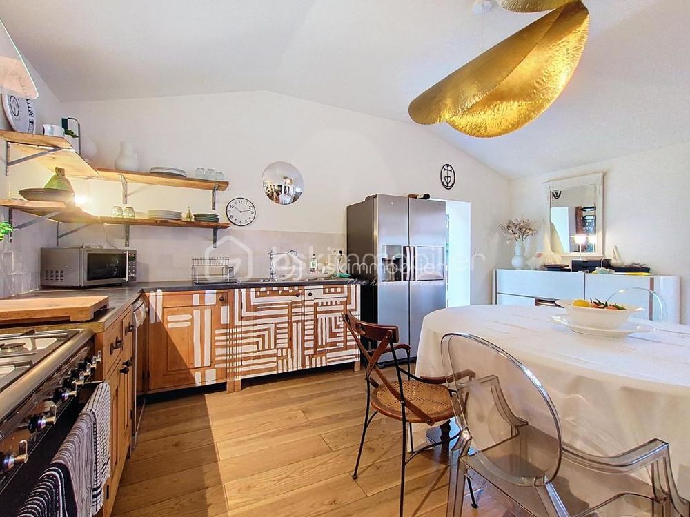 � vendre  Propri�t�/ch�teau Le Cailar (30740)