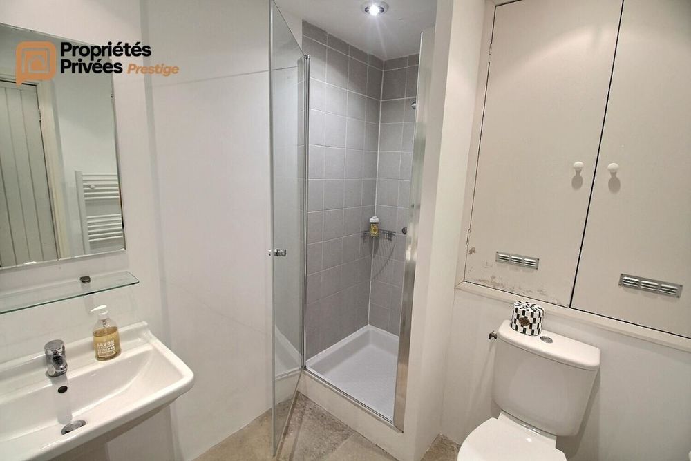 � vendre  H�tel Particulier Uz�s (30700)