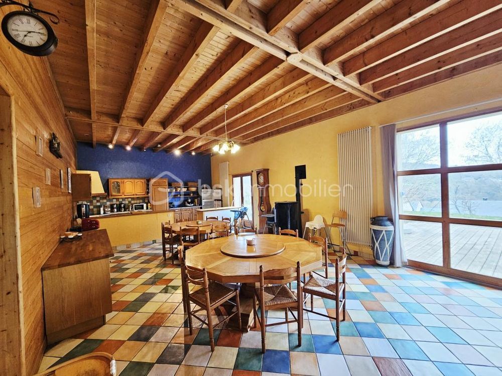 � vendre  Maison Besse-et-Saint-Anastaise (63610)