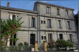  Maison � vendre 15 + pi�ces 345 m�