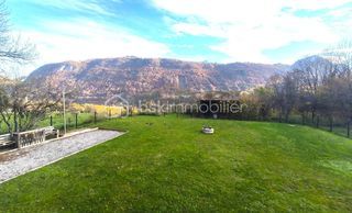  Propri�t�/ch�teau � vendre 8 pi�ces 270 m�