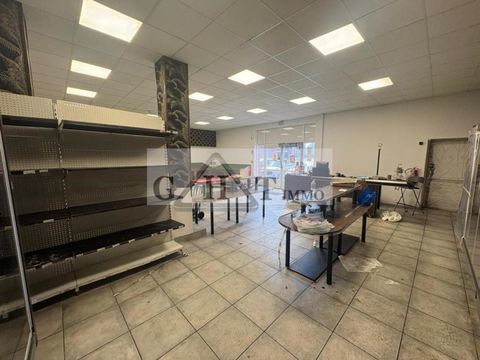 BOUTIQUE A LOUER 220 m&sup2; VAUX LE PENIL 2604 77000 Vaux le penil