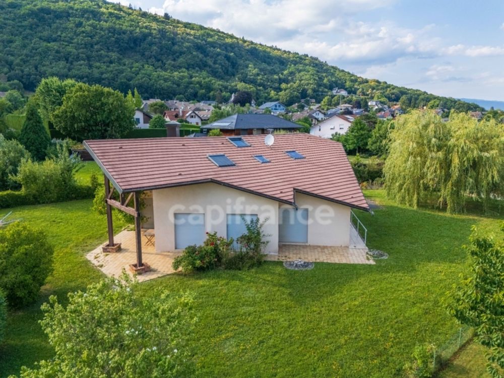 � vendre  Maison Divonne-les-Bains (01220)