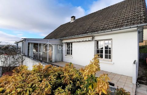   Pavillon, quartier r�sidentiel Maison - 9 pi�ce(s) - 169 m�