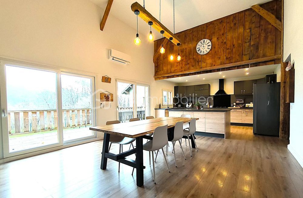 � vendre  Propri�t�/ch�teau Marignier (74970)