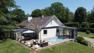  Maison � vendre 8 pi�ces 263 m�