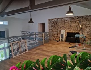  Propri�t�/ch�teau � vendre 7 pi�ces 220 m�