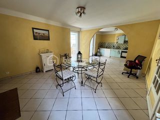  Maison � vendre 7 pi�ces 196 m�