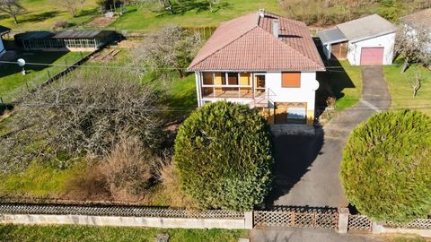   90350 EVETTE-SALBERT- MAISON � 105m� - JARDIN - 4 CHAMBRES � GARAGES -DEPENDANCES Maison - 6 pi�ce(s) - 105 m�